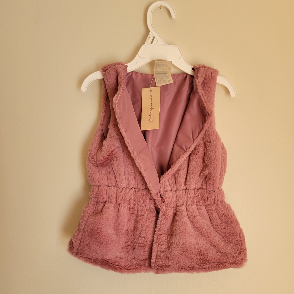 NWT Faux fur pink vest First Impressions baby girl size 3t and 4t